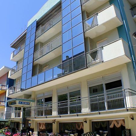 בלריה-איגאה מרינה Hotel Adria מראה חיצוני תמונה